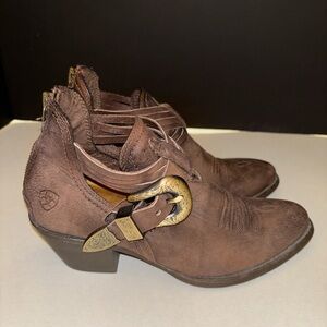 Ariat Women's Distressed Brown Ankle Booties